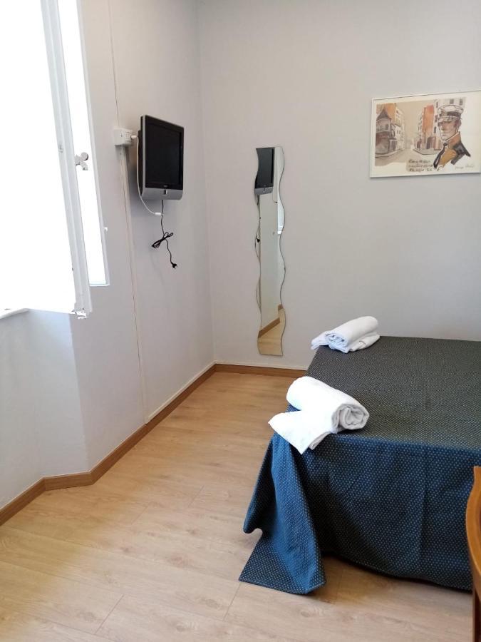 Binario 5 Panzió Lucca Kültér fotó